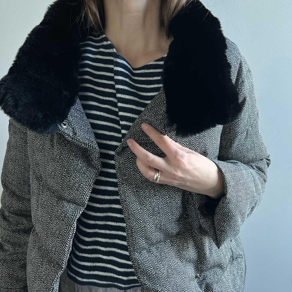 MaxMara Studio // Puffer Jacket w. Imitation Fur Collar - Picture 8 of 12